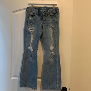 American Eagle Women’s Distressed Artist Flare Jeans Size 10